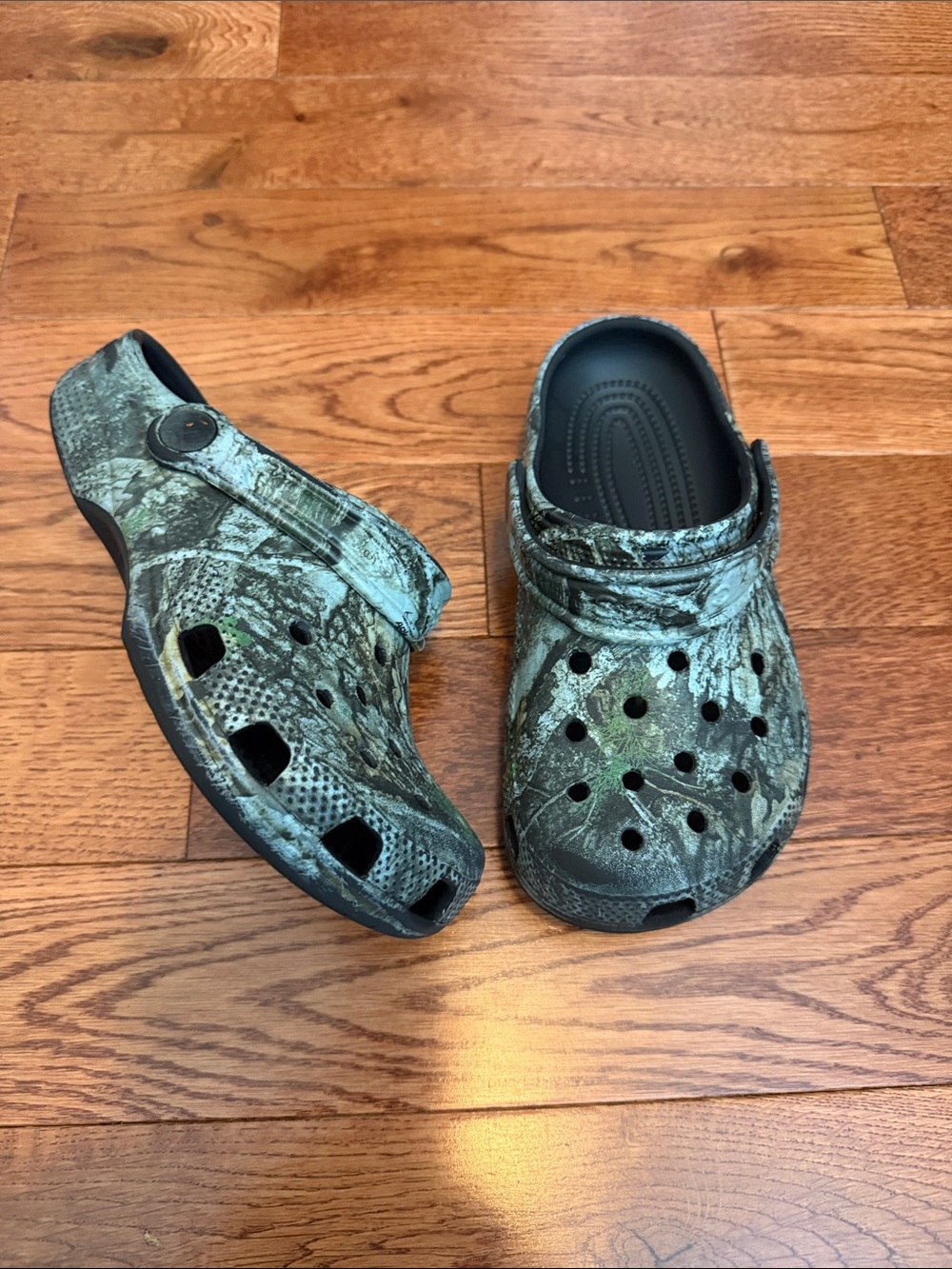 Kids Green Camo Slip-On CROCS